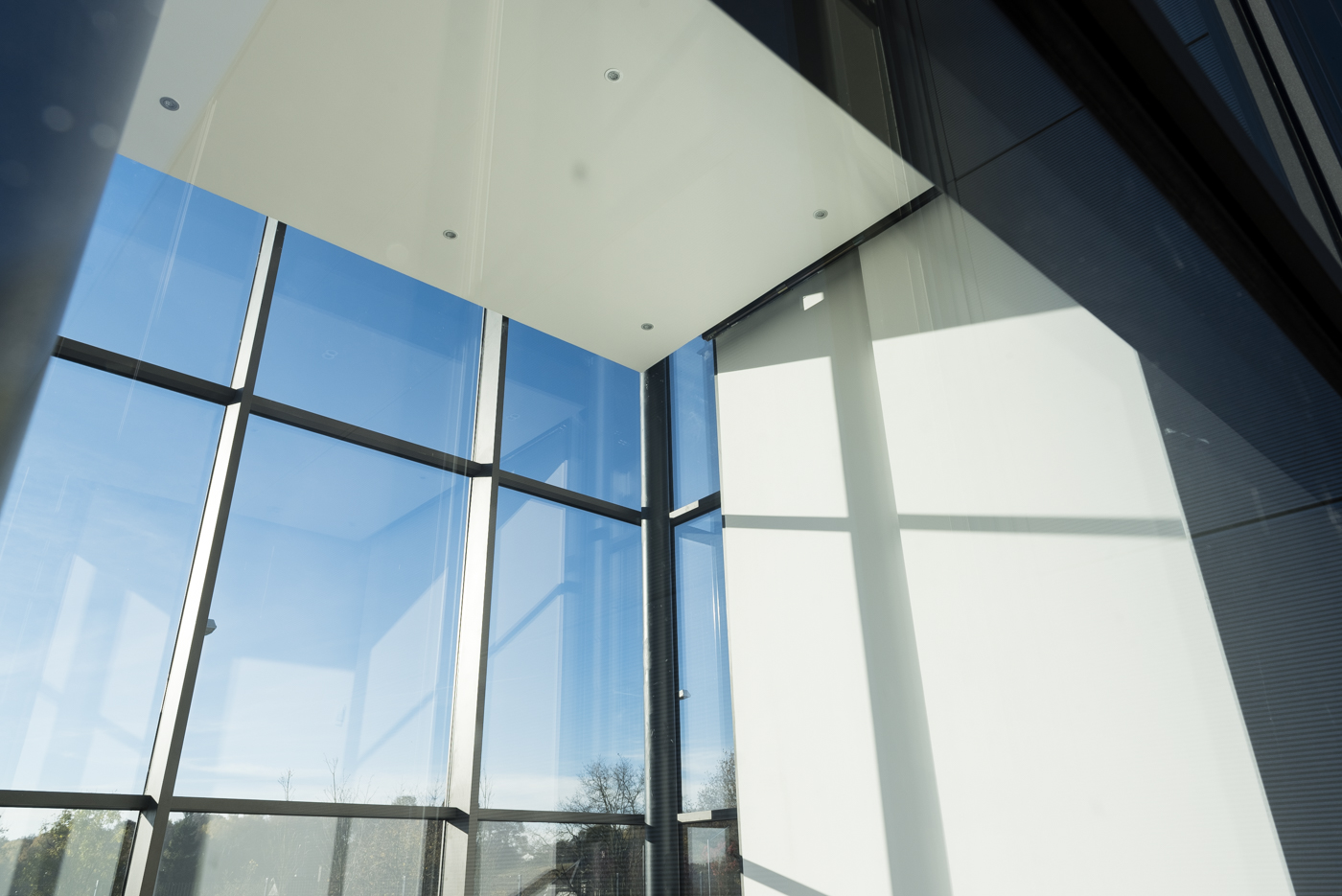 Innenansicht Schüco Pfosten-Riegel-Fassade des Bauobjektes Tony Cragg in Wuppertal